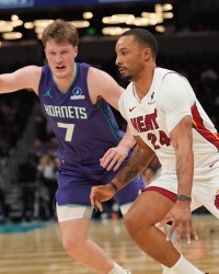 中欧体育官方网站-NBA把季后赛门票改成饥饿游戏，8队抢4张椅子