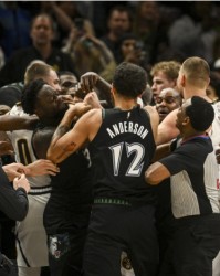 NBA官宣掘狼冲突罚单：约基奇罚5万兰德尔罚3.5万 无人被禁赛